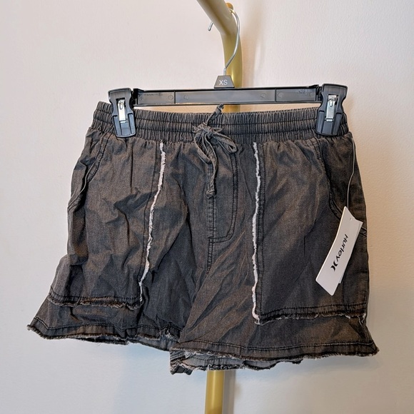 Hurley black lightweight cotton distressed shorts NWT XS - Picture 1 of 10